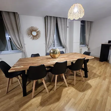 Apartment De Charme Au Centre D'arras
